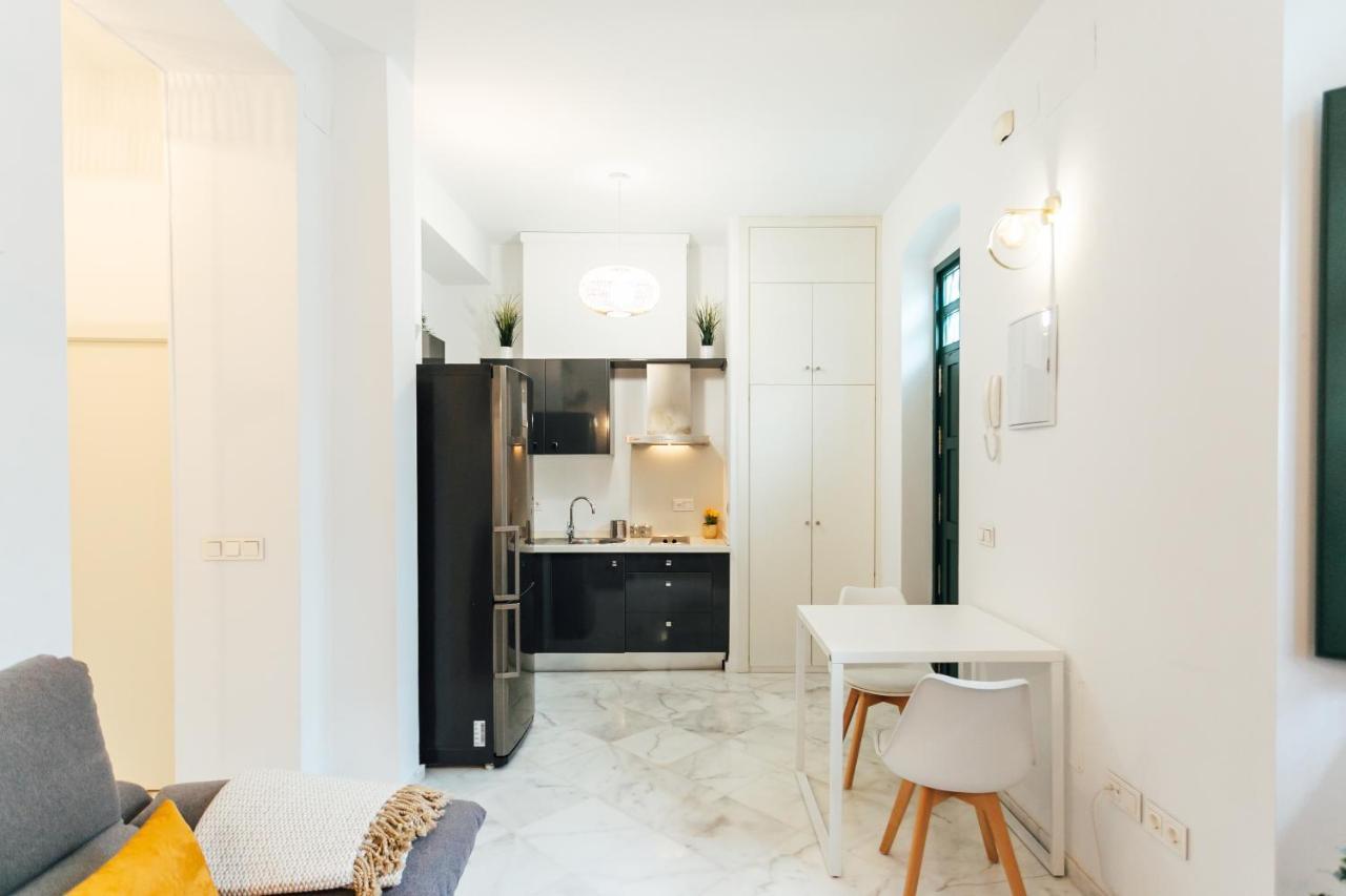 Appartement Modern And Wide- 1bd 1bth- Triana